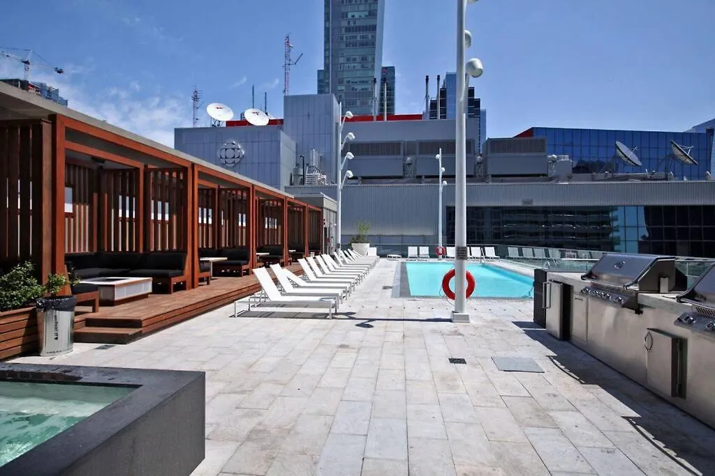 Chic 1-Br Condo; Parking Included; Downtown Core Toronto 0*,